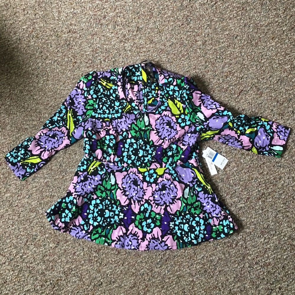 Women’s Melissa McCarthy Top